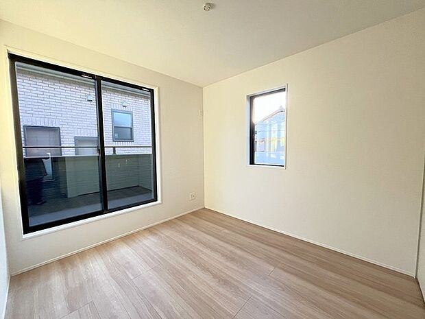 完成済み、実物をじっくりチェックできます。 