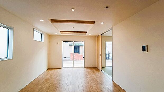 心地よい広がりを感じさせる、穏やかな空間