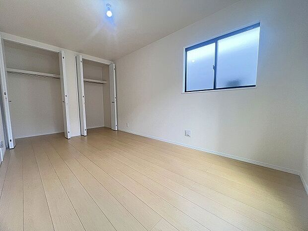 完成済み、実物をじっくりチェックできます。 