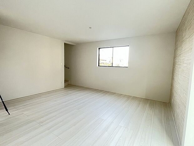 ご家族みんながゆったりくつろげる広々リビング。 