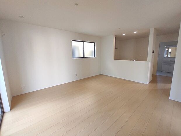 朝から日差しいっぱい、 早起きしたくなるＬＤＫ。 