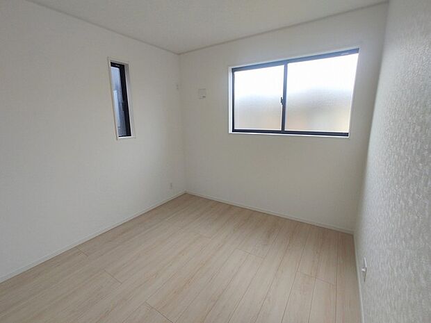 子供部屋には丁度良い洋室。