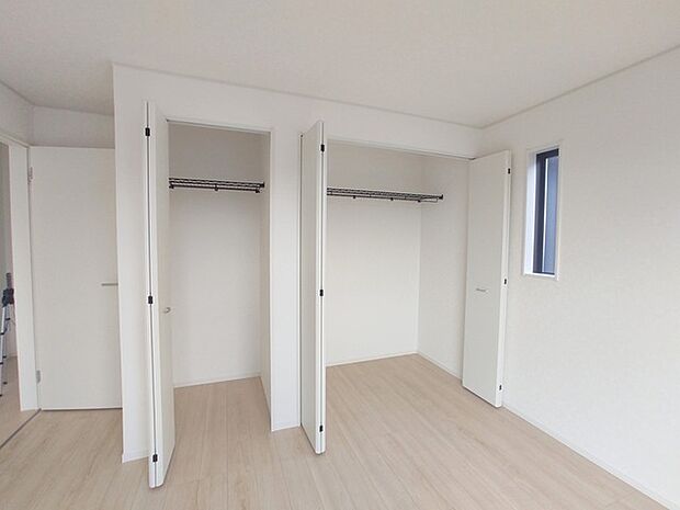 部屋ごとに設けた収納は、住みやすさへのこだわり。 