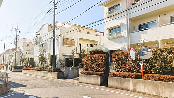 日差しが心地よく、開放感あふれる住まい。
