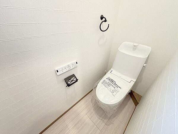 新築戸建てなら今や標準装備は当たり前。気持ちいいウォシュレット機能。