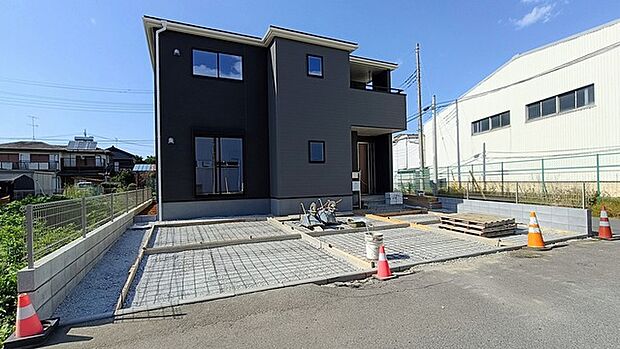 風通し・日当たりに優れる角地。開放感をお楽しみください。 