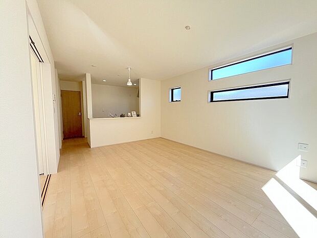 家族団らんの時間も増えそうな、くつろぎのLDK。