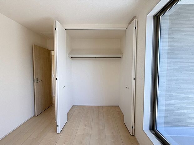 部屋ごとに設けた収納は、住みやすさへのこだわり。 
