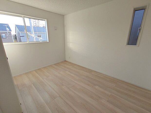 完成済み、実物をじっくりチェックできます。 