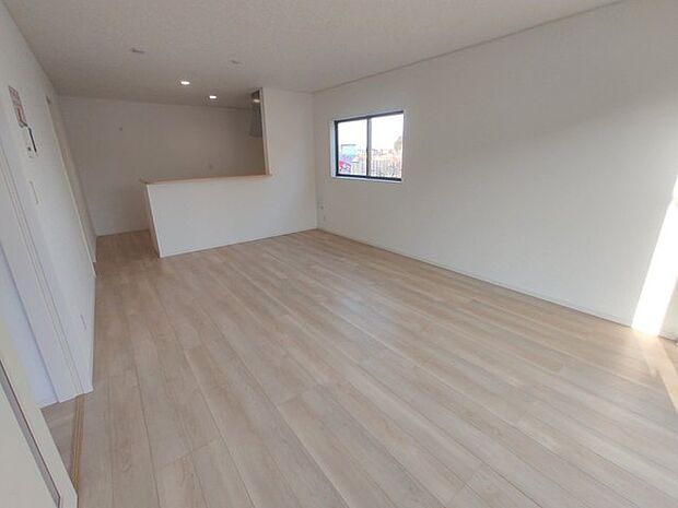 家族団らんの時間も増えそうな、くつろぎのLDK。