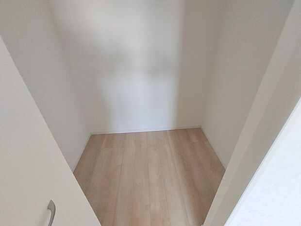 ウォークインクローゼットのある住まいで収納上手な生活。