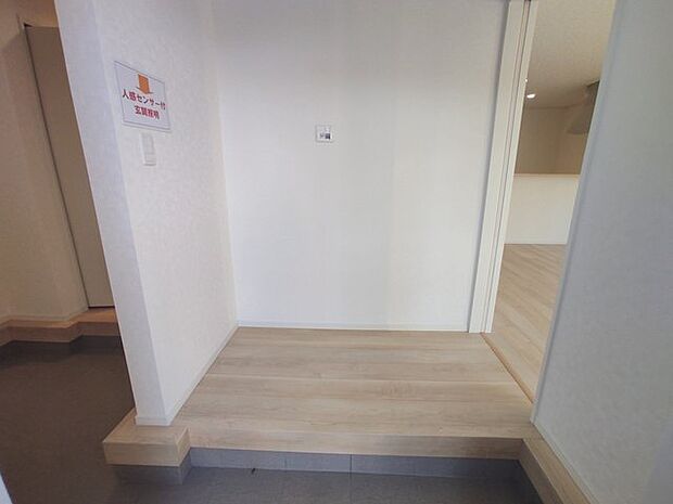 木の温もりを感じる、穏やかな広がり。