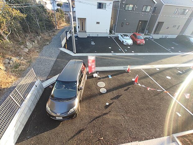 閑静な住宅地で、小さなお子様がいるご家族にも安心。