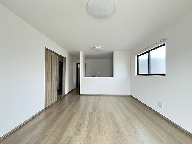 完成済み、実物をじっくりチェックできます。