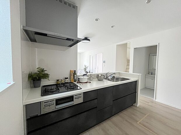 キッチンの性能が上がれば、いつものお料理も楽しくなりますね。