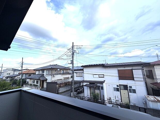 閑静な住宅地で、小さなお子様がいるご家族にも安心。