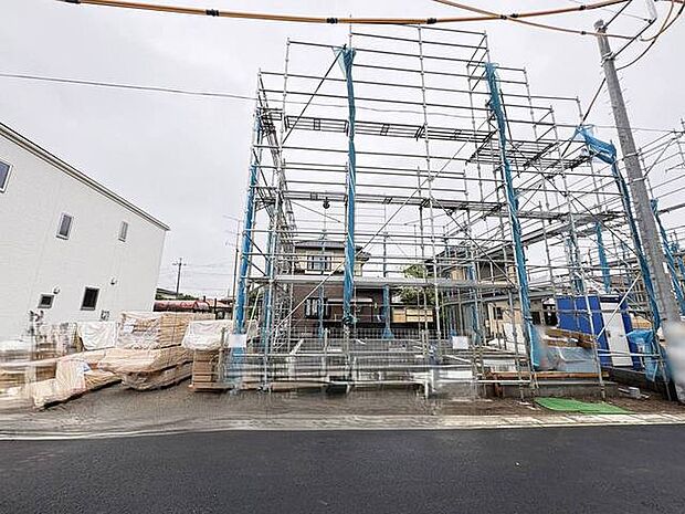 今なら建築中の住まいをご覧いただけます。構造体の質問もお気軽に。