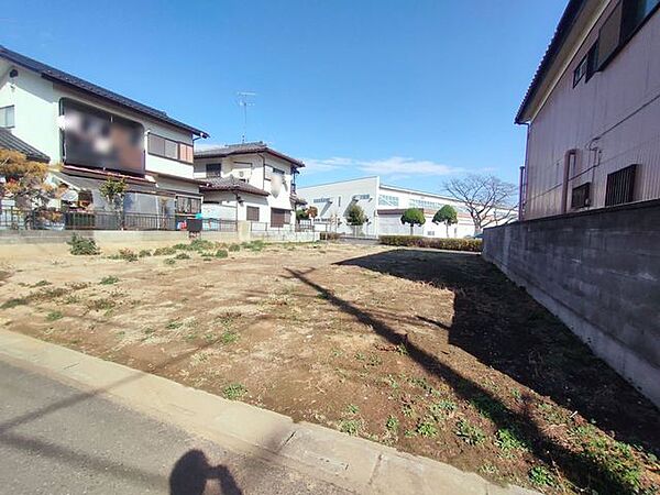 澄んだ空気と空が、新しい始まりを予感させる。