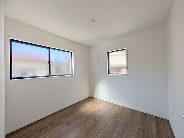 この部屋だれの部屋にしようかな、なんて会話を現地で楽しんでください。