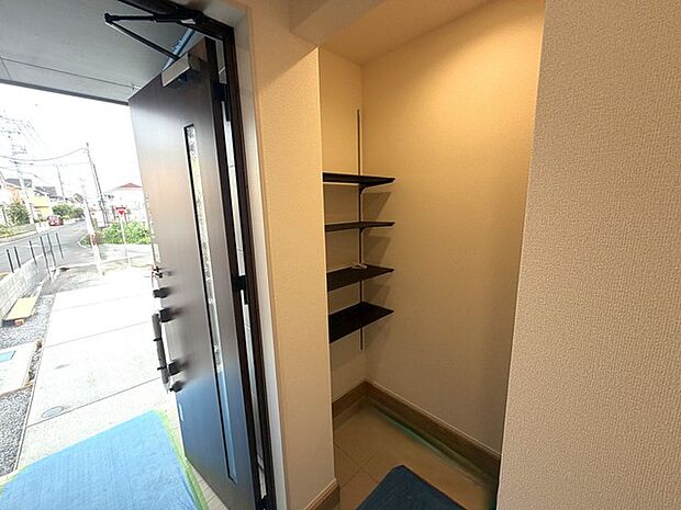 玄関土間収納