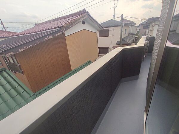 南向きバルコニーでお洗濯ものはいつもカラッと乾きます。