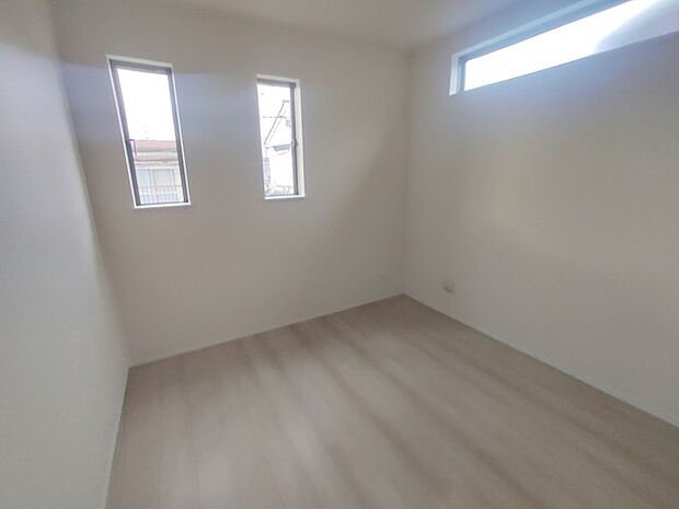子供部屋には丁度良い洋室。サイズは5.25帖。