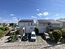 その他：あたり一帯に住宅が広がる立地、住宅地ならではのロケーション。 