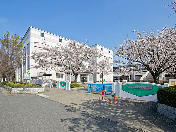 北本市立中丸東小学校（1070m）