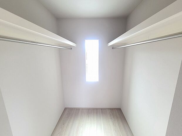 すっきりと整えられた空間は、日々の暮らしに静かな安らぎとゆとりをもたらしてくれます。