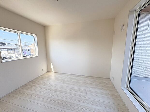 子供部屋には丁度良い洋室。サイズは5.25帖。