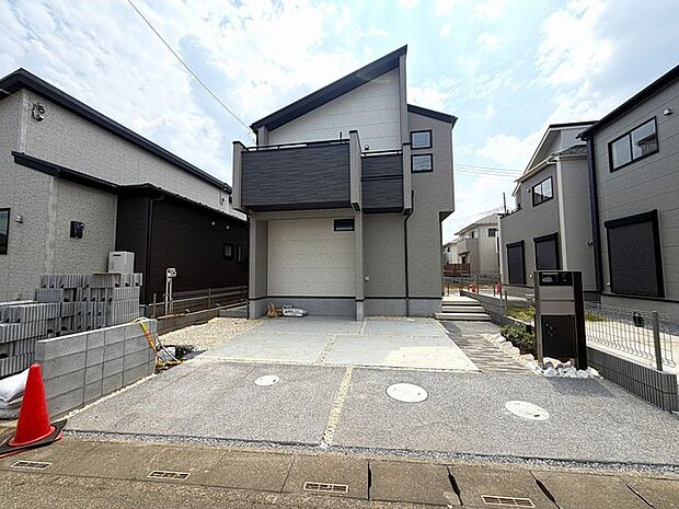 並列駐車できますね〇