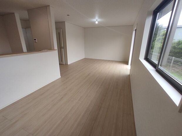 完成済み、実物をじっくりチェックできます。