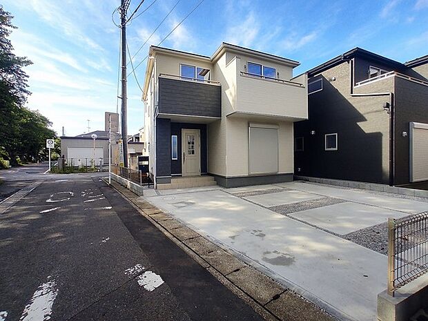 同じグレードで建てられた最寄りの完成物件を、参考にご覧になれます。