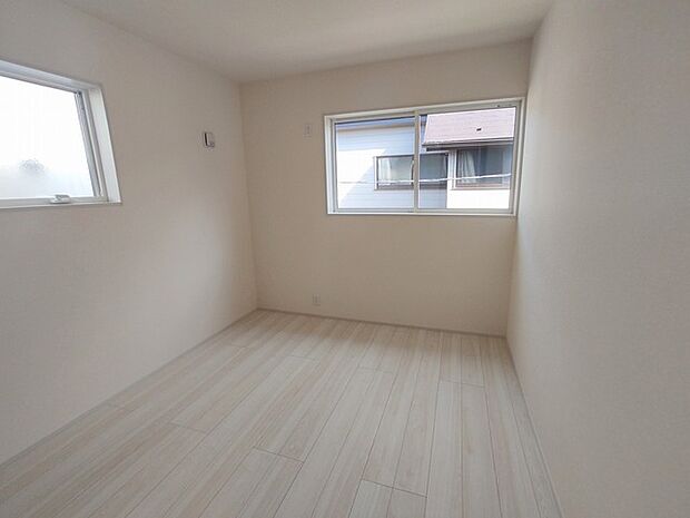 子供部屋には丁度良い洋室。 