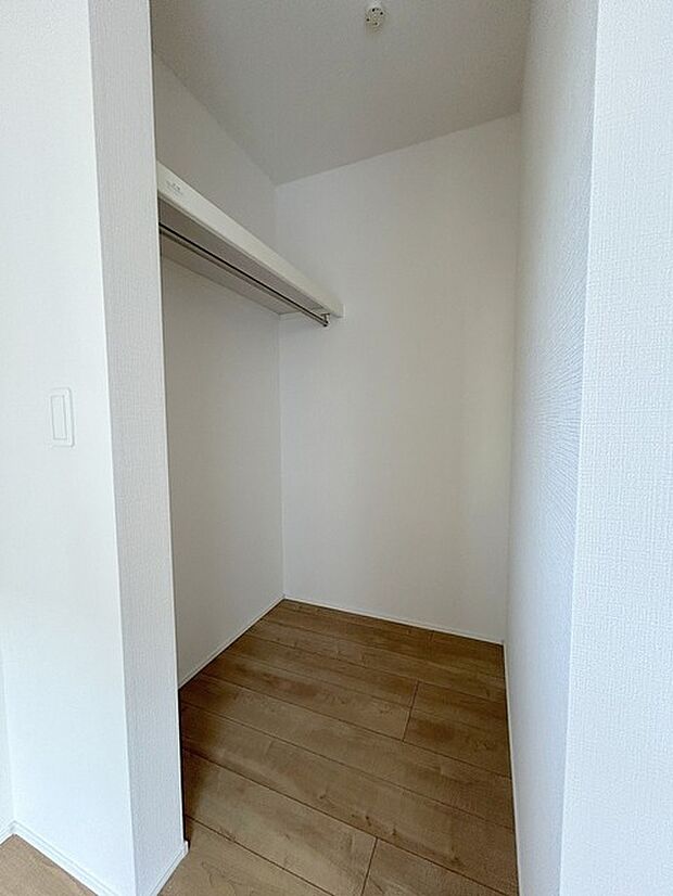 たっぷり収納で、お部屋の中はいつもキレイに片付きそうですね。