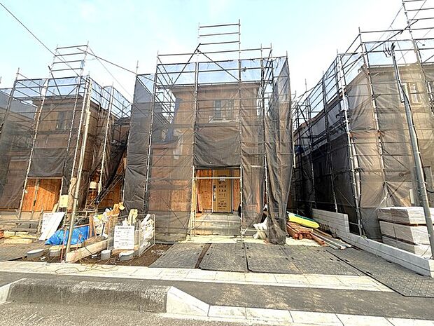 基礎から完成済みの住まいまで、各工程をご確認いただけます