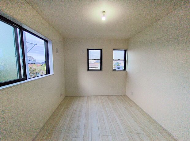 この部屋だれの部屋にしようかな、なんて会話を現地で楽しんでください。