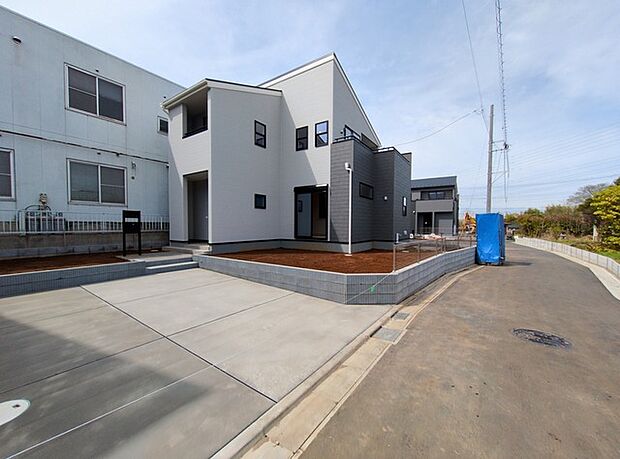 ウェブや資料からでは得られないヒントがたくさん見つかる完成物件です。  