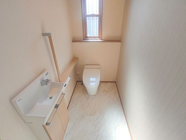 毎日使うものだから、おトイレもしっかりバリアフリー。