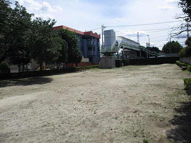 本町子供広場（720m）