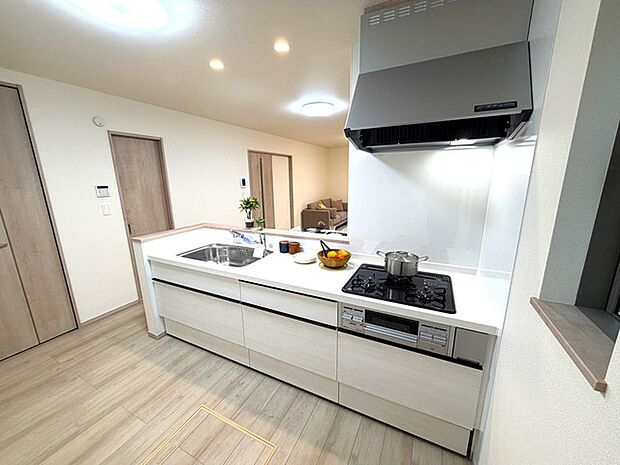 お料理を効率的に、楽しく。あったらいいなをかなえてくれるシステムキッチン。 