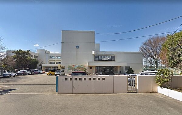行田市立長野中学校（990m）
