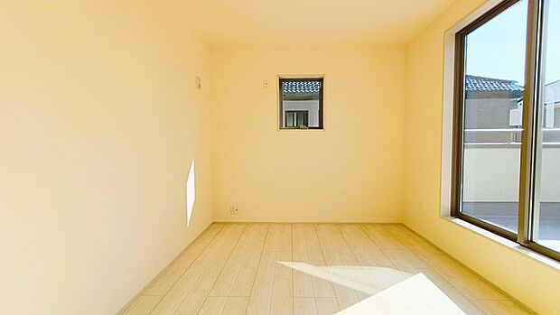 この部屋だれの部屋にしようかな、なんて会話を現地で楽しんでください。