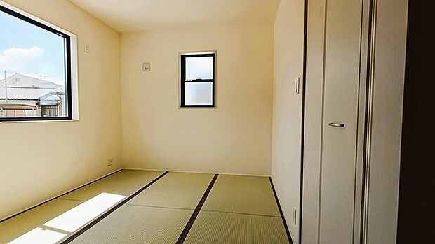 畳の香りがする和室は、癒しの空間になるかも。