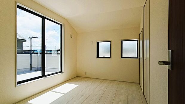 この部屋だれの部屋にしようかな、なんて会話を現地で楽しんでください。