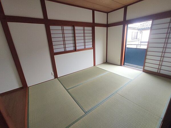 畳のにおいが香る和室は、きっとくつろぎの空間になるでしょう。