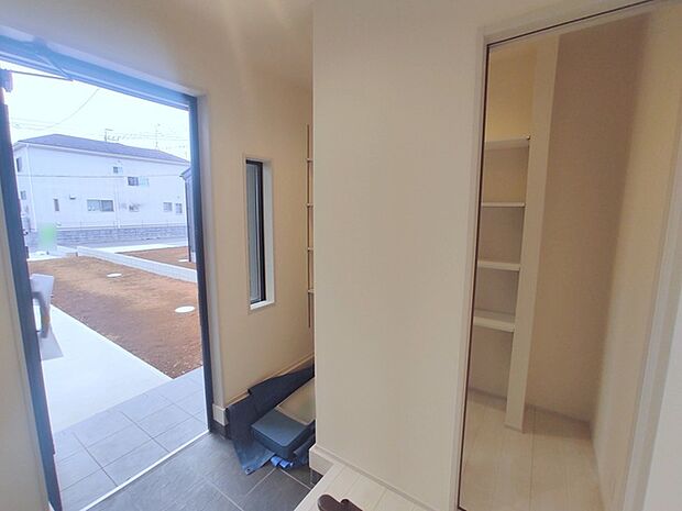 完成済み、実物をじっくりチェックできます。