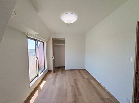 この部屋だれの部屋にしようかな、なんて会話を現地で楽しんでください。