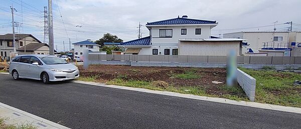 幅員こそやや狭くても、その分交通量が少なくて安心。