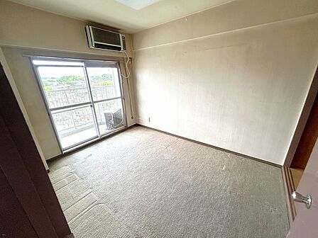 子供部屋には丁度良い洋室。サイズは5.2帖。 